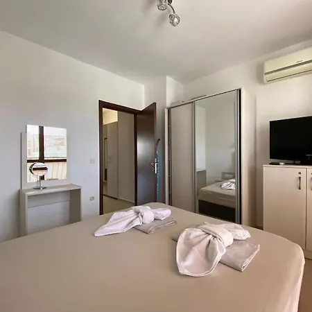 Cascadas New Luxury Апартамент Слънчев бряг